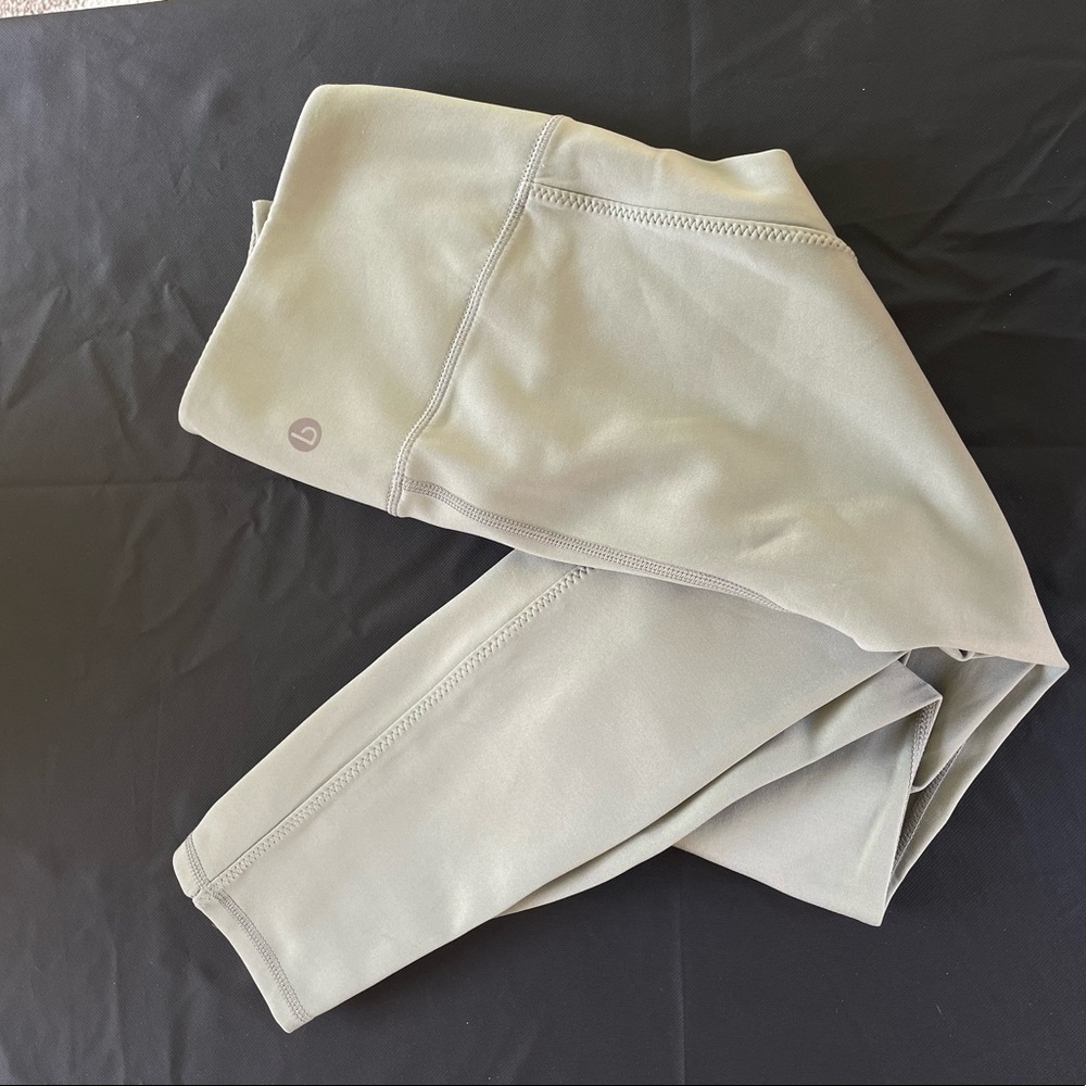 Olive green leggings
